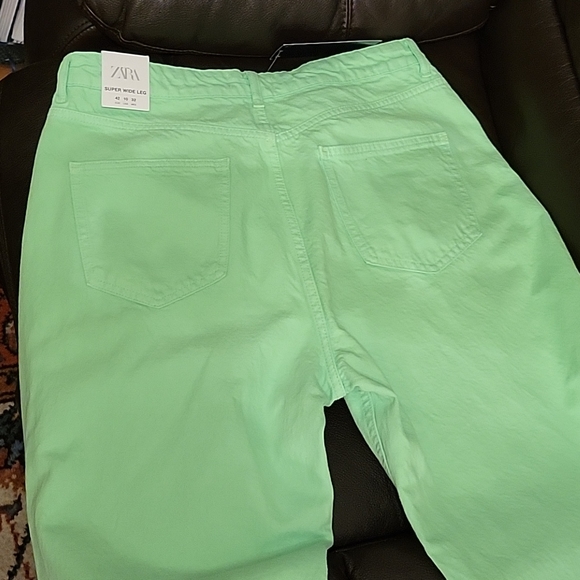 Zara Jeans New Mid-Rise Loose " THE BOOGIE PANT"  Neon Green Super Wide Leg - Picture 7 of 8